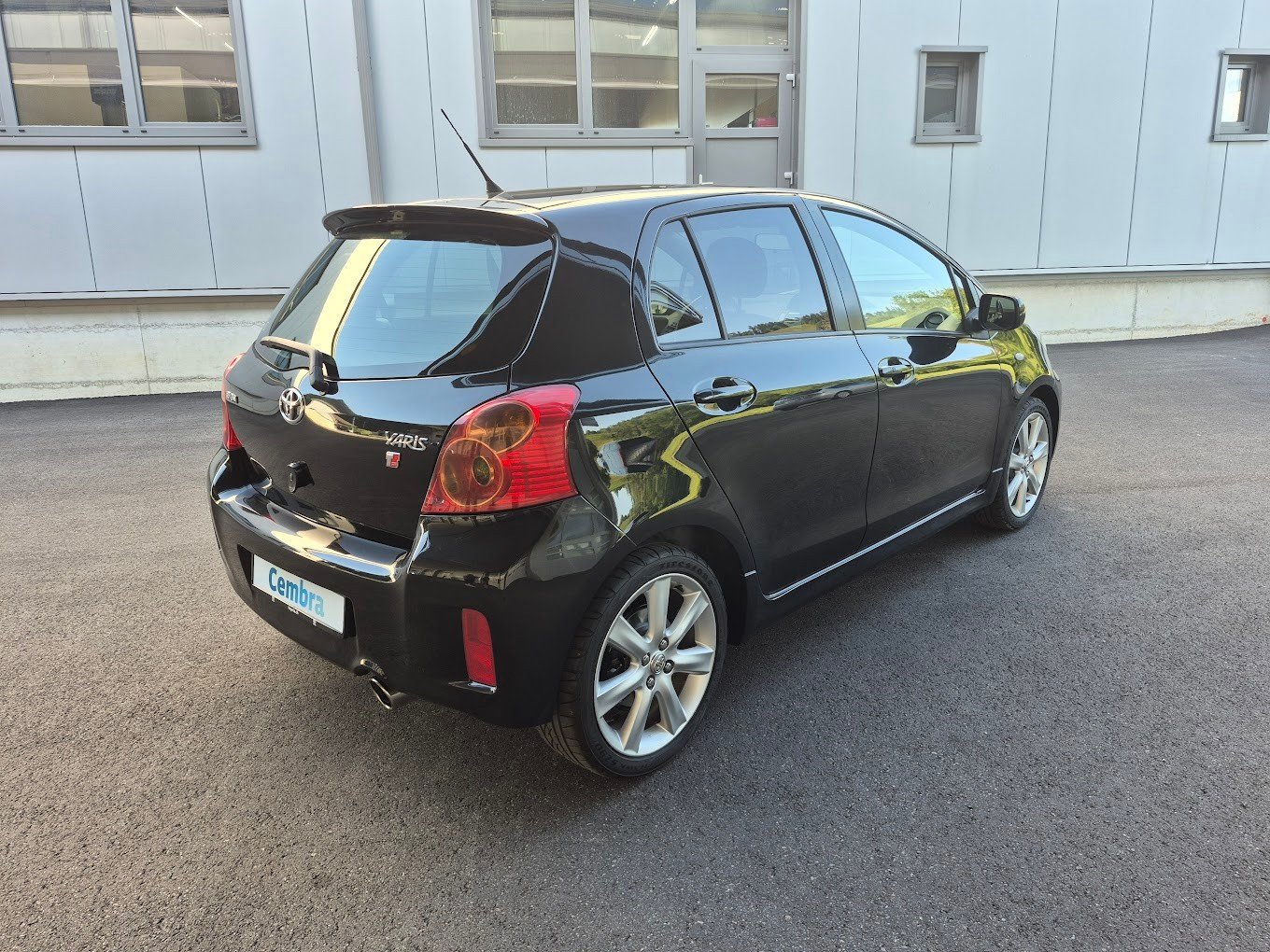 TOYOTA Yaris 1.8 TS, Essence, Occasion / Utilisé, Manuelle - 5