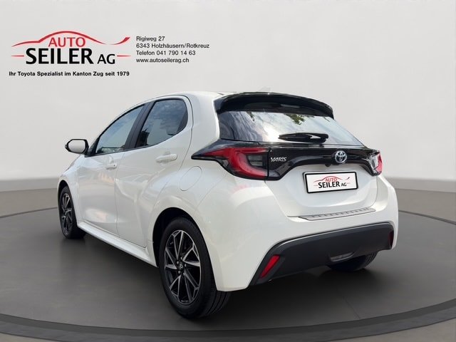 TOYOTA Yaris 1.5 Trend e-CVT, Full-Hybrid Petrol/Electric, Second hand / Used, Automatic - 3