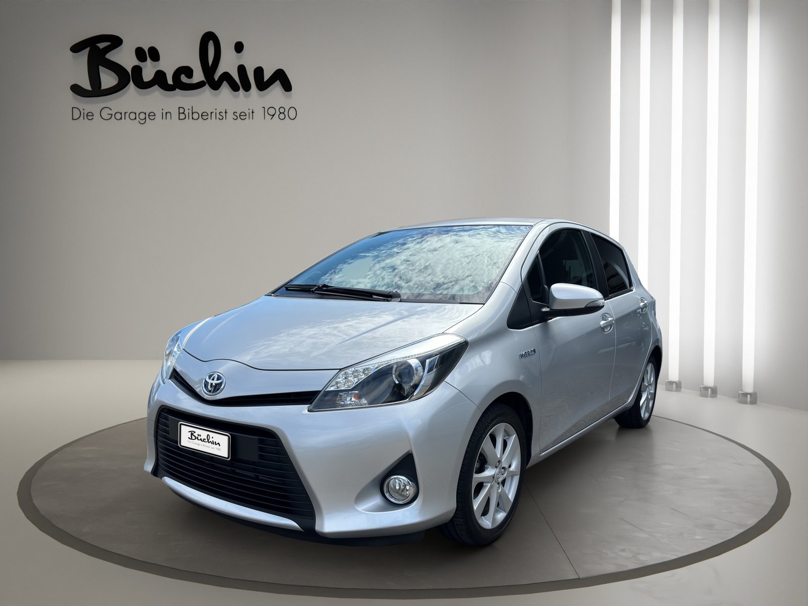 TOYOTA Yaris 1.5 VVT-i Hybrid Sol Premium CVT, Voll-Hybrid Benzin/Elektro, Occasion / Gebraucht, Automatik - 3