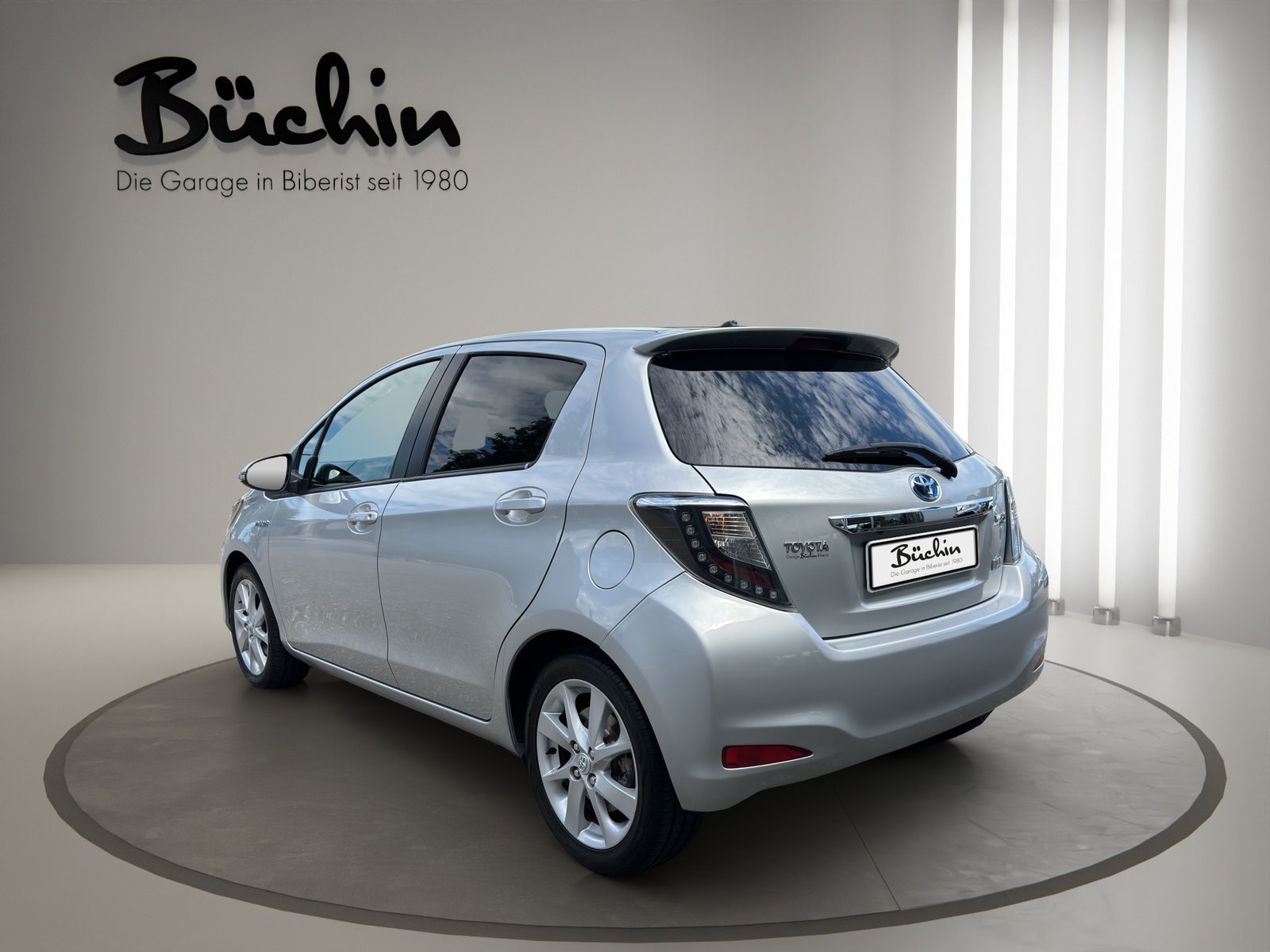 TOYOTA Yaris 1.5 VVT-i Hybrid Sol Premium CVT, Voll-Hybrid Benzin/Elektro, Occasion / Gebraucht, Automatik - 5