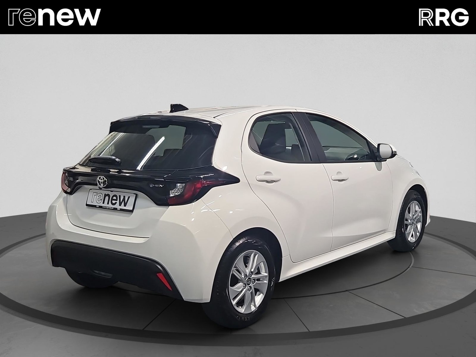 TOYOTA Yaris 1.5 Comfort e-CVT, Full-Hybrid Petrol/Electric, Second hand / Used, Automatic - 3