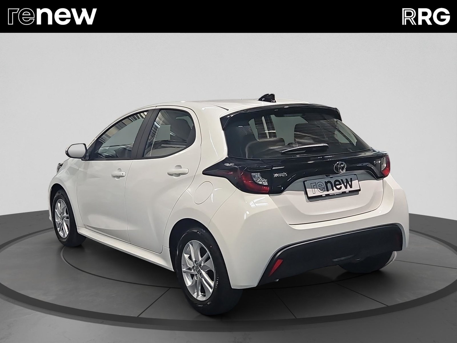TOYOTA Yaris 1.5 Comfort e-CVT, Full-Hybrid Petrol/Electric, Second hand / Used, Automatic - 5