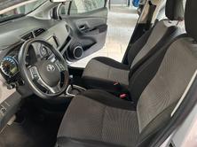 TOYOTA Yaris 1.5 VVT-i Hybrid Trend e-CVT, Voll-Hybrid Benzin/Elektro, Occasion / Gebraucht, Automatik - 6