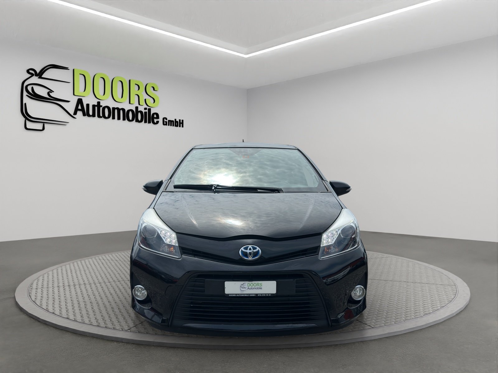 TOYOTA Yaris 1.5 VVT-i Hybrid Sol Premium CVT, Full-Hybrid Petrol/Electric, Second hand / Used, Automatic - 3