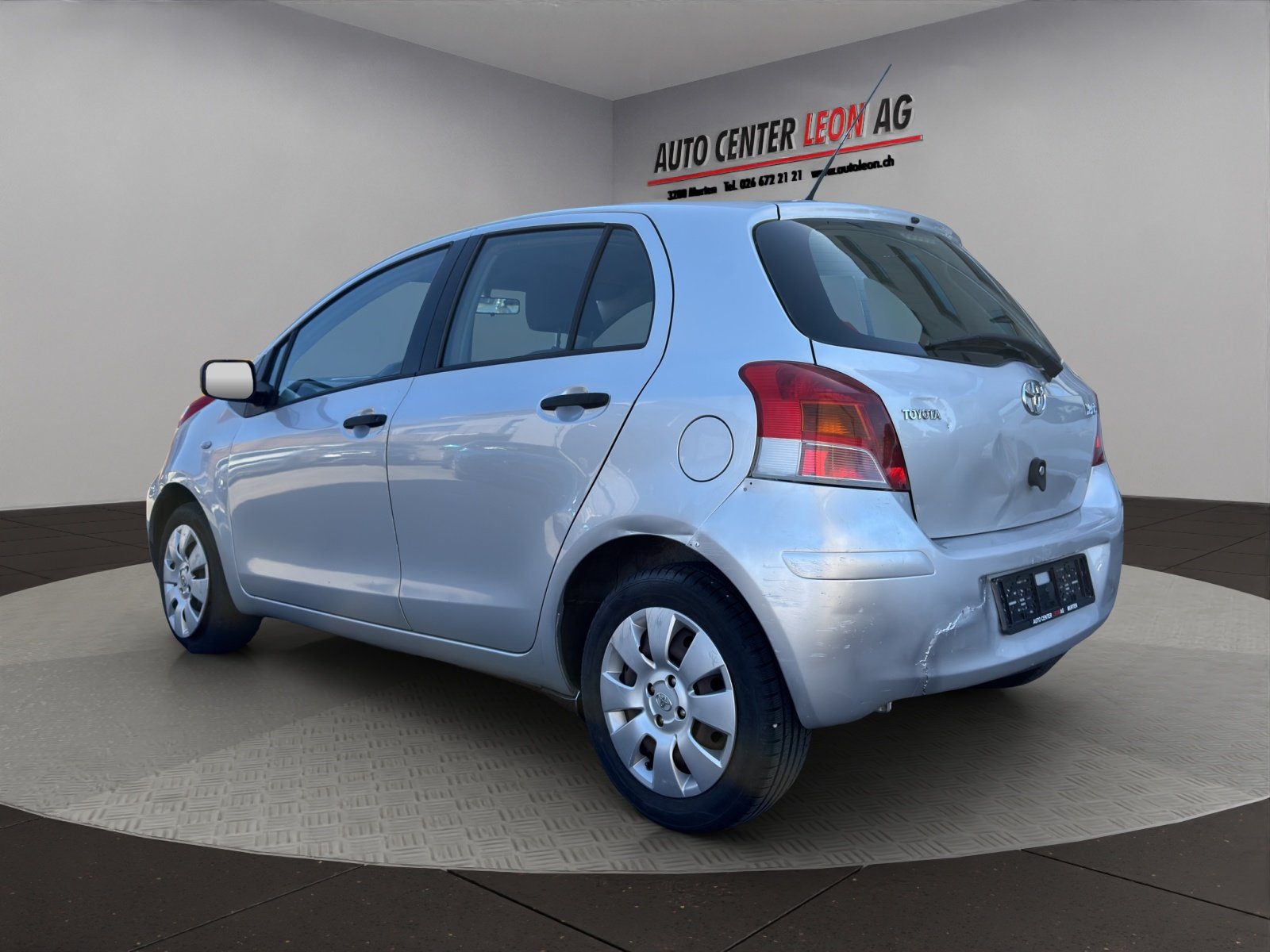 TOYOTA Yaris 1.0 Style, Benzina, Occasioni / Usate, Manuale - 4