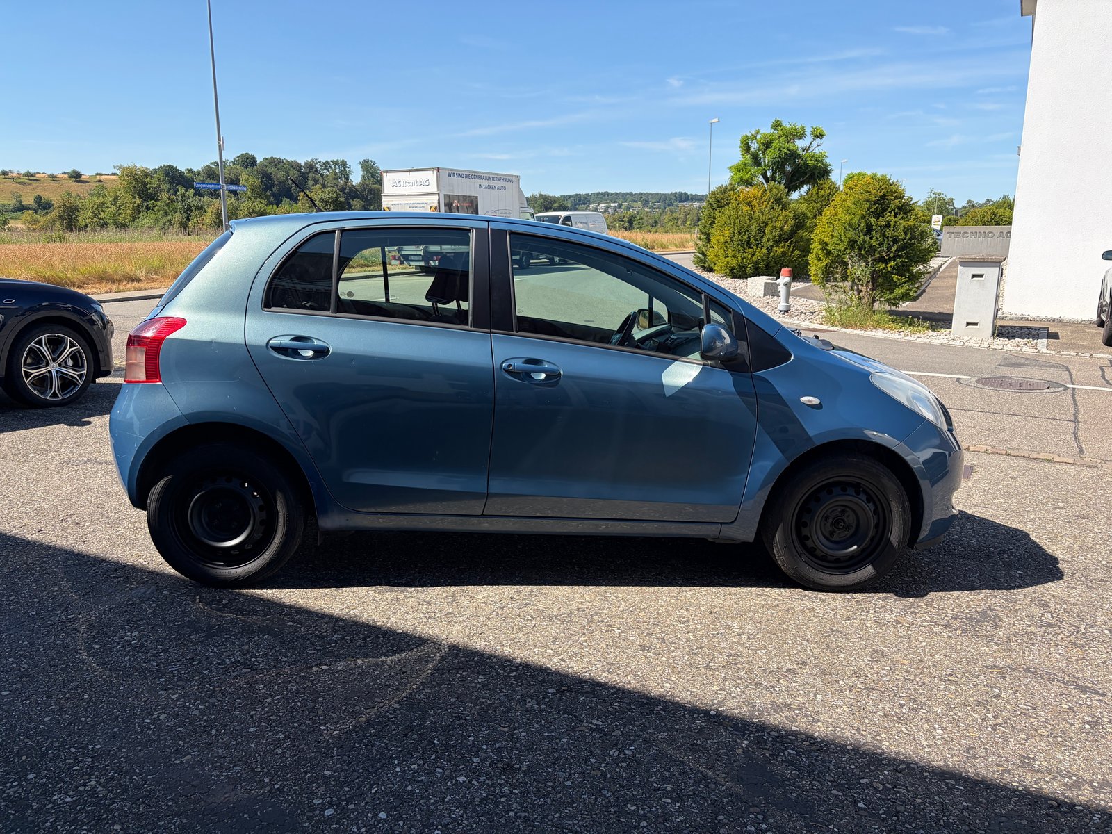 TOYOTA Yaris 1.3 Linea Sol, Benzin, Occasion / Gebraucht, Handschaltung - 7