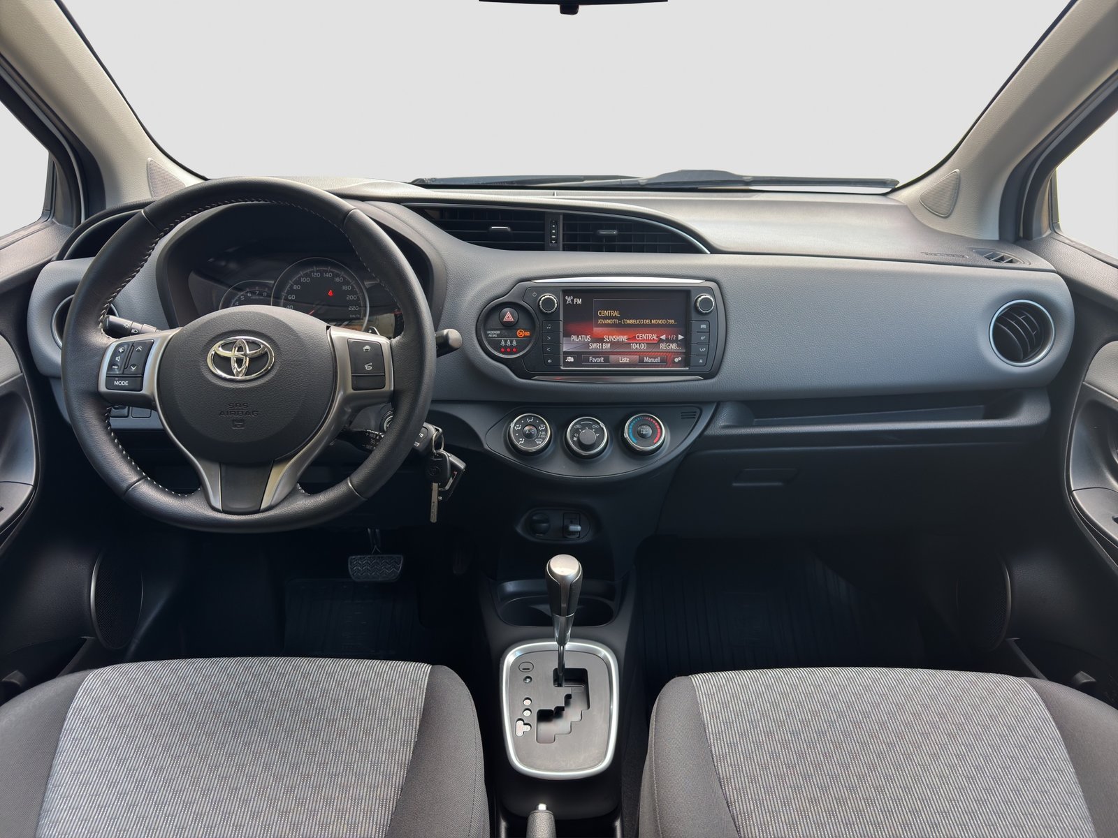 TOYOTA Yaris 1.33 Swiss Trend Multidrive S, Benzina, Occasioni / Usate, Automatico - 4
