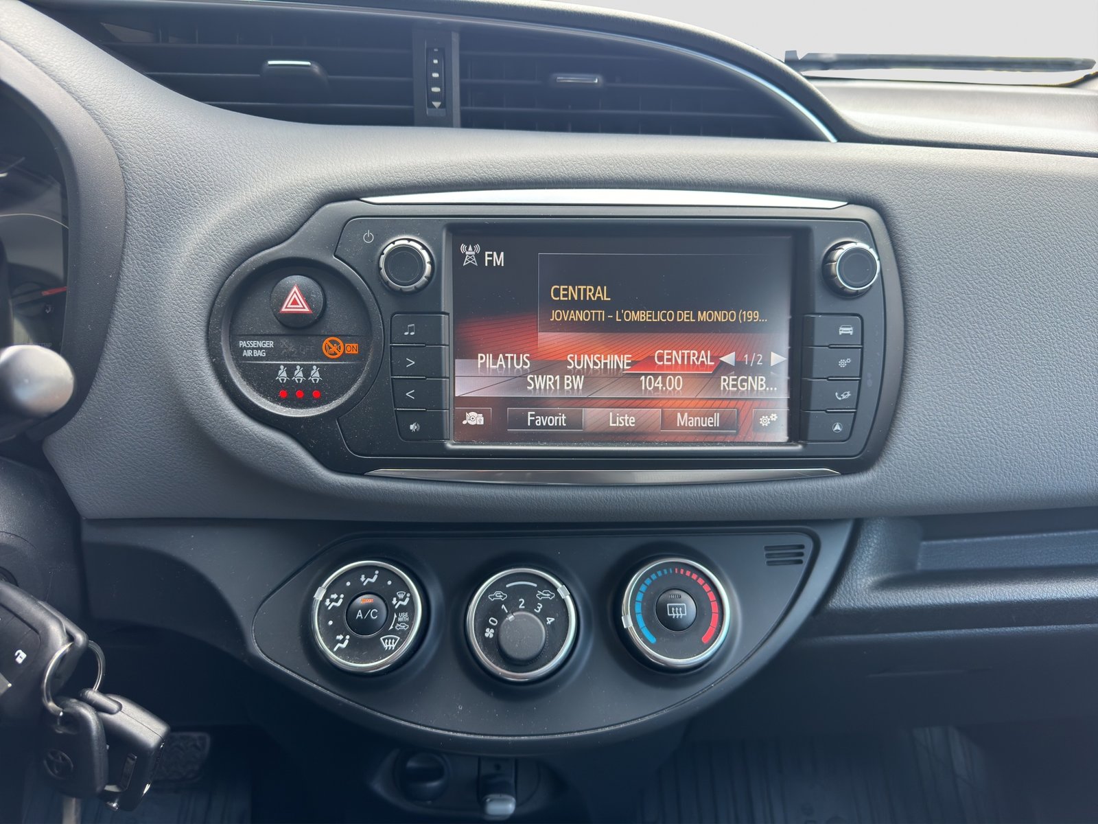 TOYOTA Yaris 1.33 Swiss Trend Multidrive S, Benzina, Occasioni / Usate, Automatico - 6