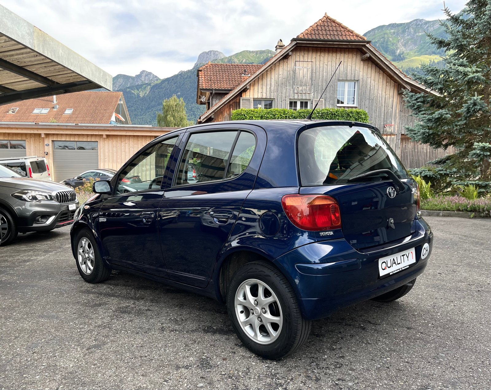 TOYOTA Yaris 1.3 Linea Sol, Benzin, Occasion / Gebraucht, Automatik - 5
