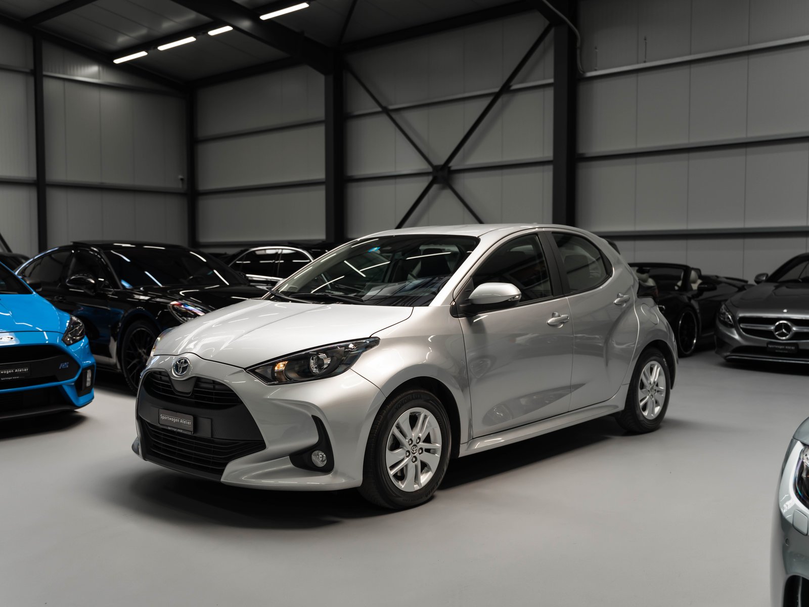 TOYOTA Yaris 1.5 Comfort e-CVT