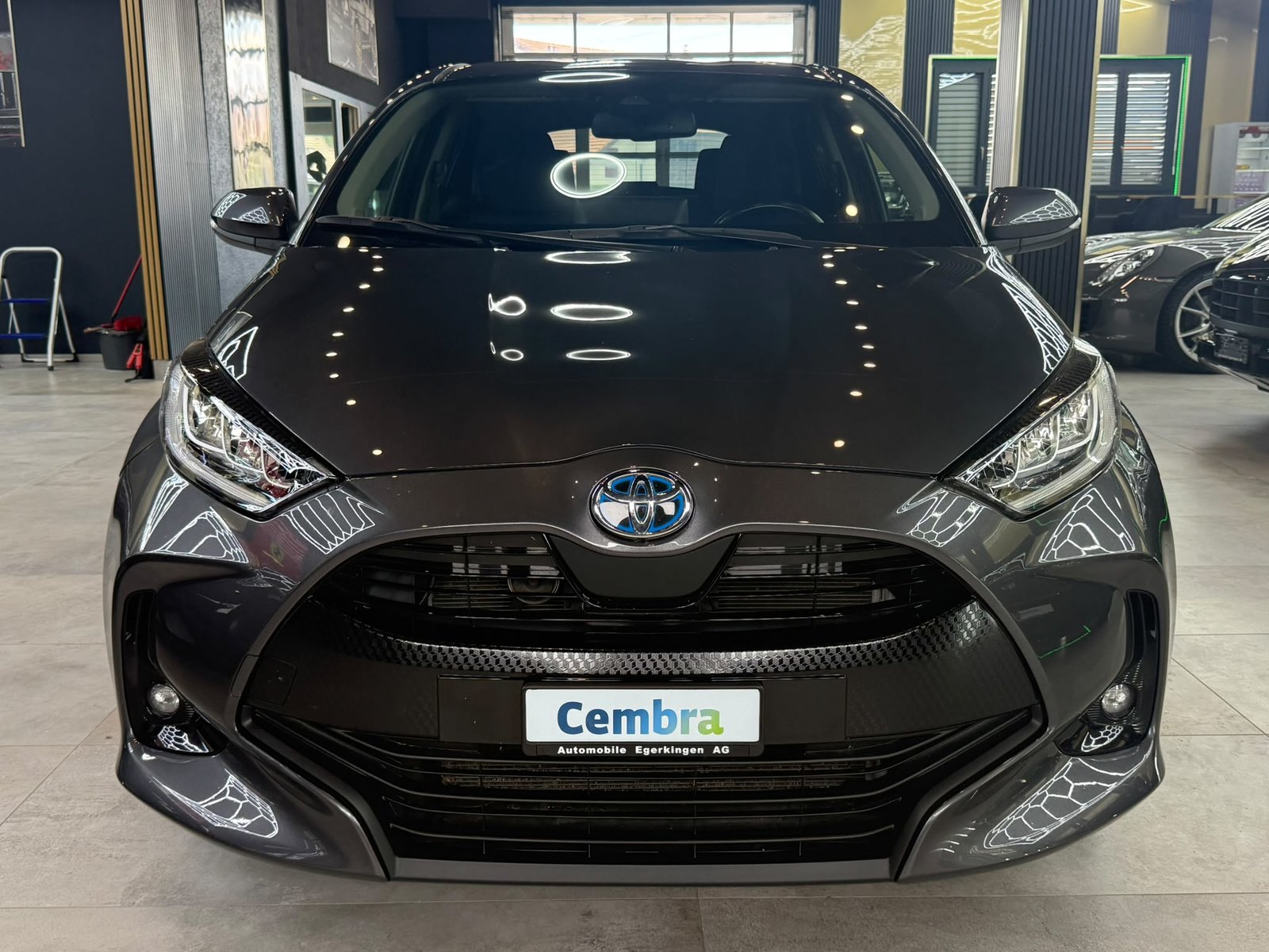 TOYOTA Yaris 1.5 Trend e-CVT, Voll-Hybrid Benzin/Elektro, Occasion / Gebraucht, Automatik - 3