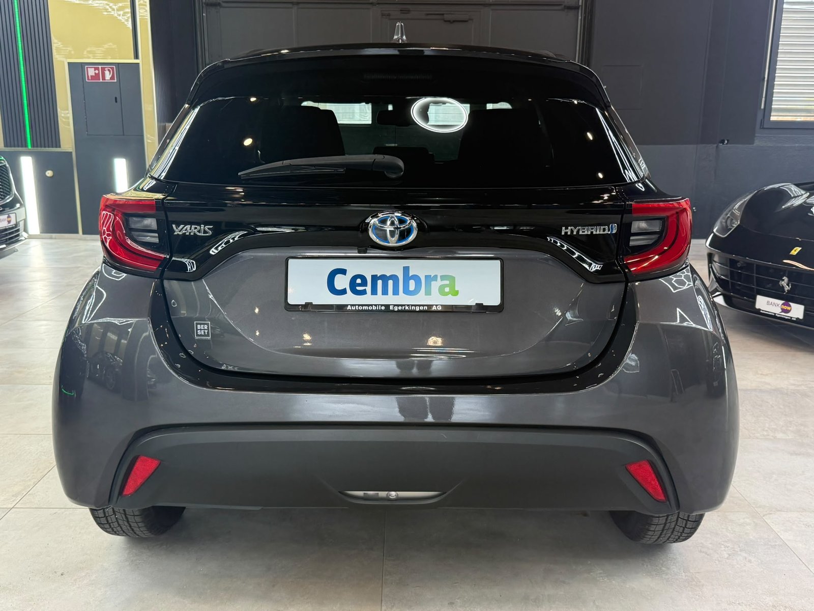 TOYOTA Yaris 1.5 Trend e-CVT, Voll-Hybrid Benzin/Elektro, Occasion / Gebraucht, Automatik - 7