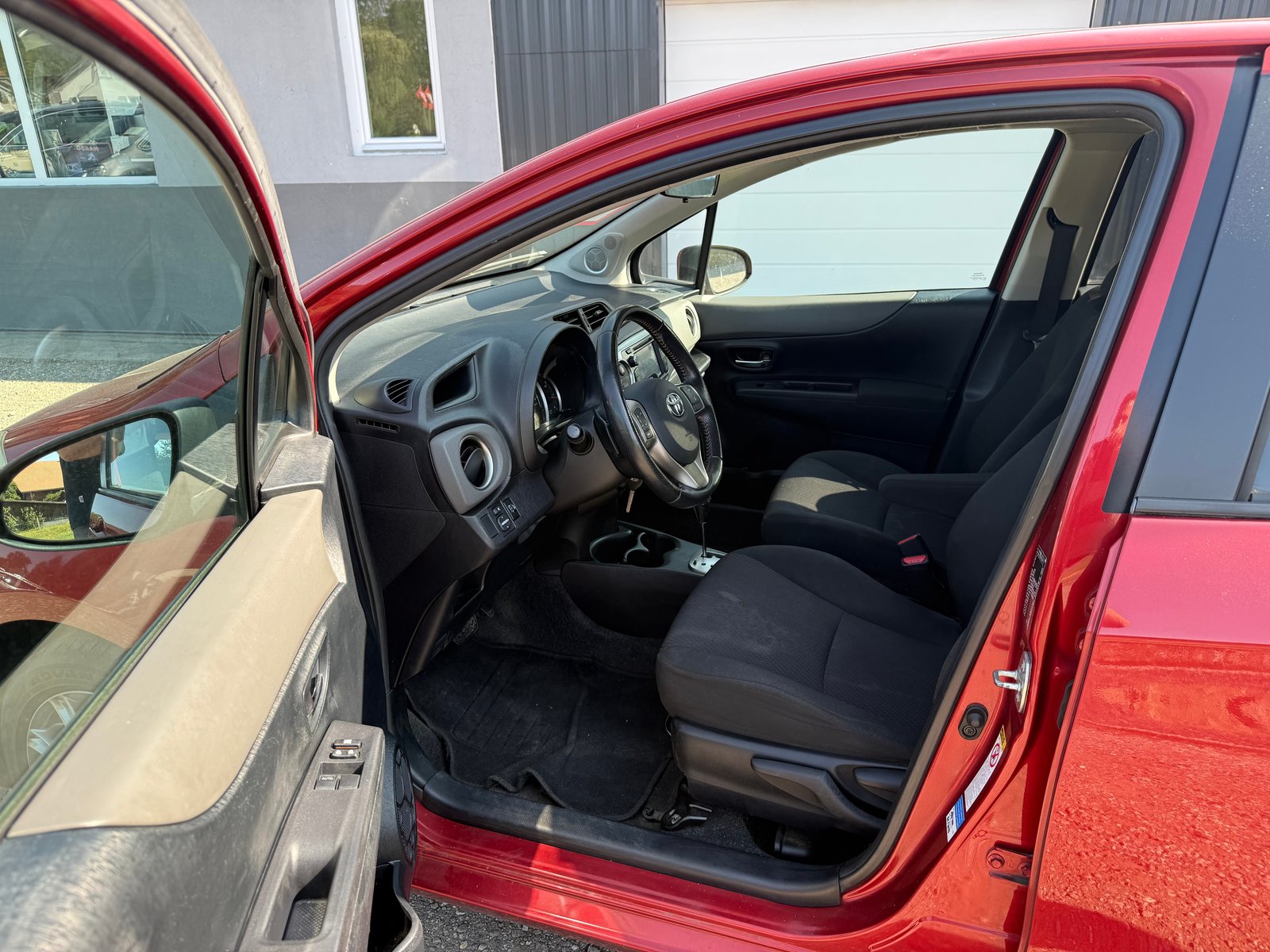 TOYOTA Yaris 1.33 Style Multidrive, Petrol, Second hand / Used, Automatic - 5