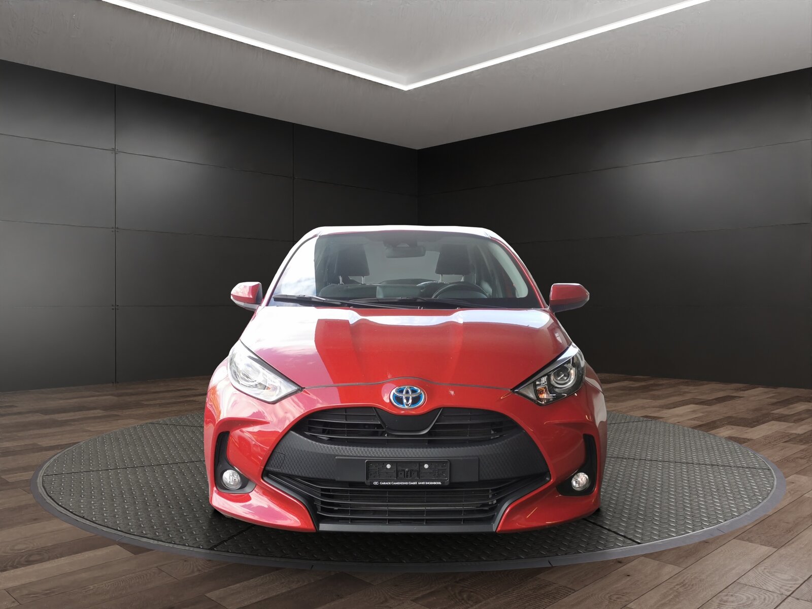 TOYOTA Yaris 1.5 Active e-CVT, Hybride Intégral Essence/Électricité, Occasion / Utilisé, Automatique - 3