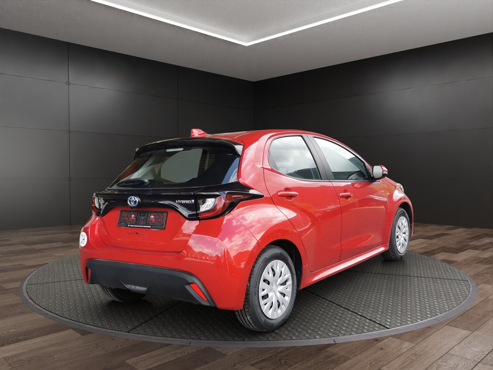 TOYOTA Yaris 1.5 Active e-CVT, Hybride Intégral Essence/Électricité, Occasion / Utilisé, Automatique - 7