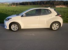 TOYOTA Yaris 1.5 Comfort e-CVT, Full-Hybrid Petrol/Electric, Second hand / Used, Automatic - 6