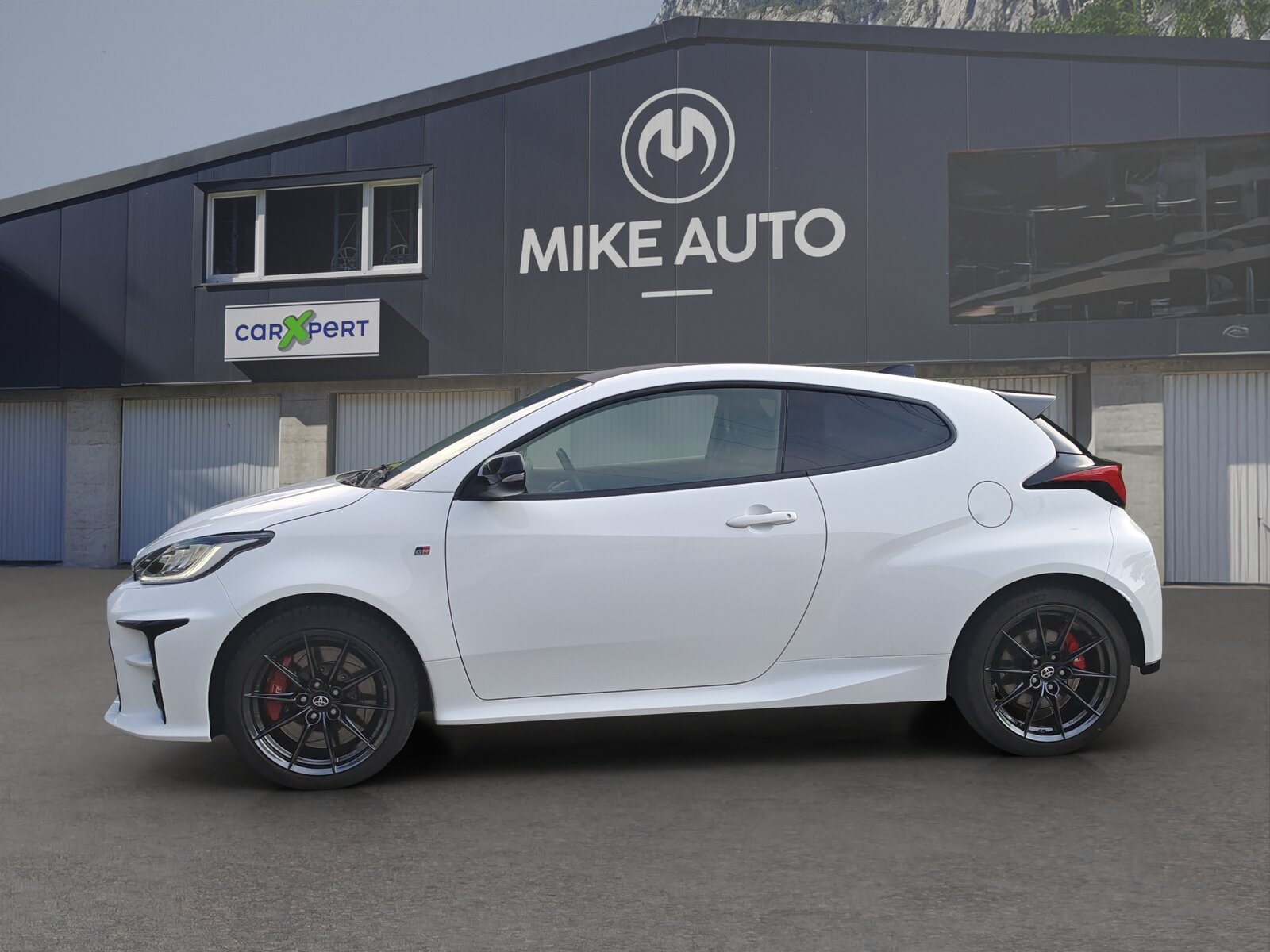 TOYOTA Yaris 1.6 GR Sport Pack Circuit