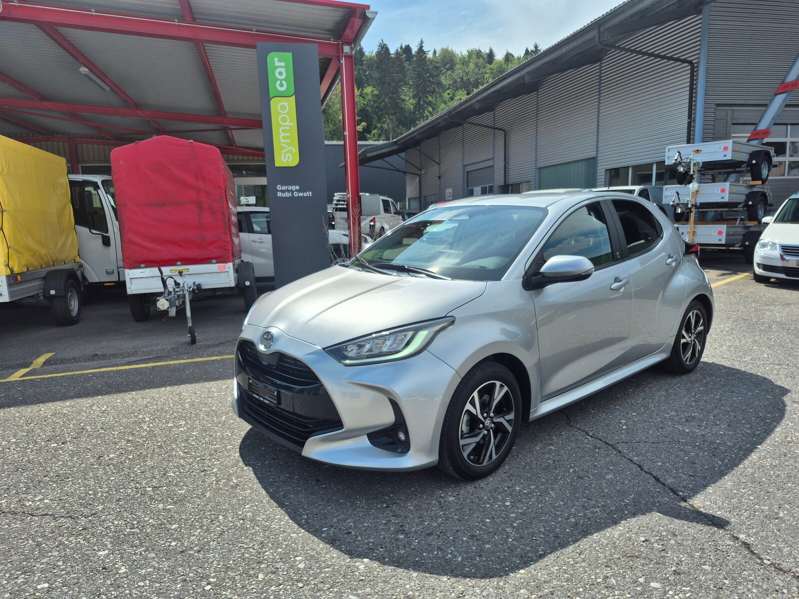 TOYOTA Yaris 1.5 Trend e-CVT