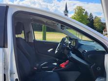 TOYOTA Yaris 1.5 Trend, Petrol, Second hand / Used, Manual - 6