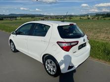 TOYOTA Yaris 1.5 VVT-i Hybrid Comfort e-CVT, Hybride Intégral Essence/Électricité, Occasion / Utilisé, Automatique - 4