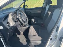 TOYOTA Yaris 1.5 VVT-i Hybrid Comfort e-CVT, Hybride Intégral Essence/Électricité, Occasion / Utilisé, Automatique - 7