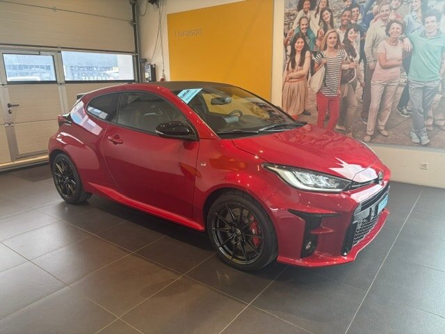 TOYOTA Yaris 1.6 GR Sport