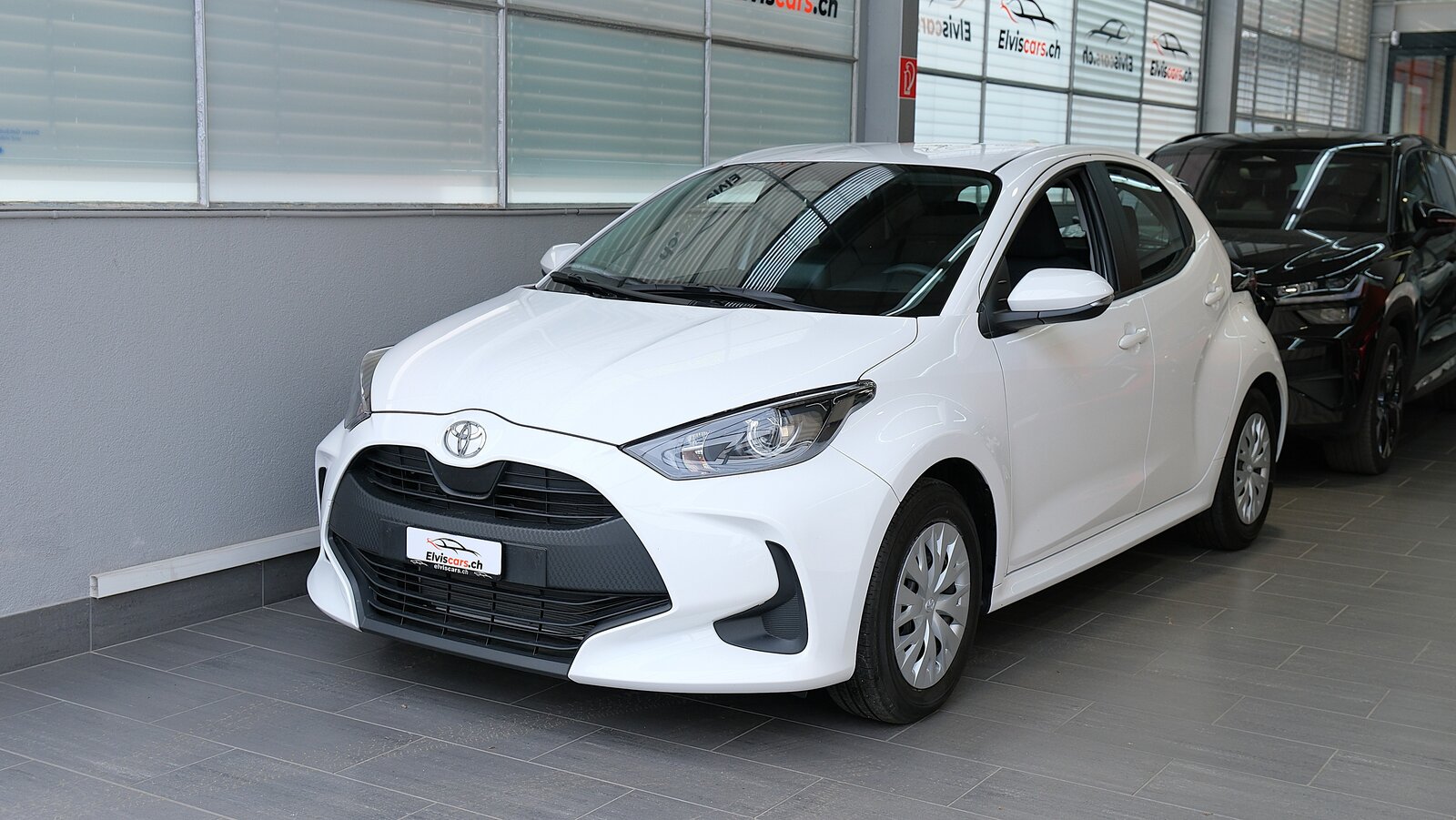 TOYOTA Yaris 1.5 Comfort e-CVT, Hybride Integrale Benzina/Elettrica, Occasioni / Usate, Automatico - 7
