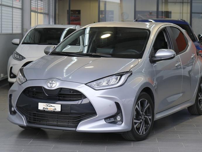 TOYOTA Yaris 1.5 Trend e-CVT, Full-Hybrid Petrol/Electric, Second hand / Used, Automatic