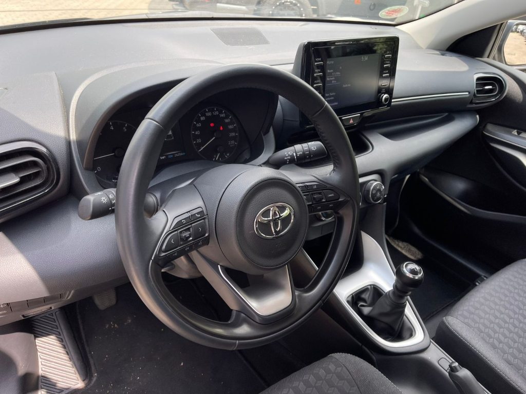 TOYOTA 1.5 Comfort, Benzina, Occasioni / Usate, Manuale - 6