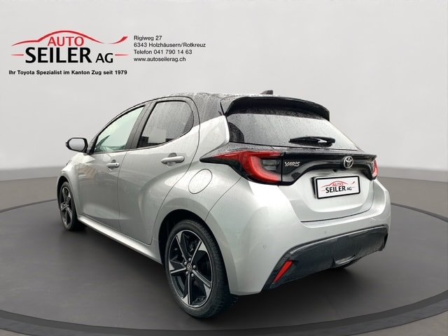 TOYOTA Yaris 1.5 Premium e-CVT, Hybride Integrale Benzina/Elettrica, Auto dimostrativa, Automatico - 3