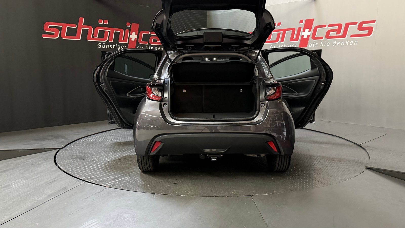 TOYOTA Yaris 1.5 Business e-CVT, Voll-Hybrid Benzin/Elektro, Vorführwagen, Automatik - 6