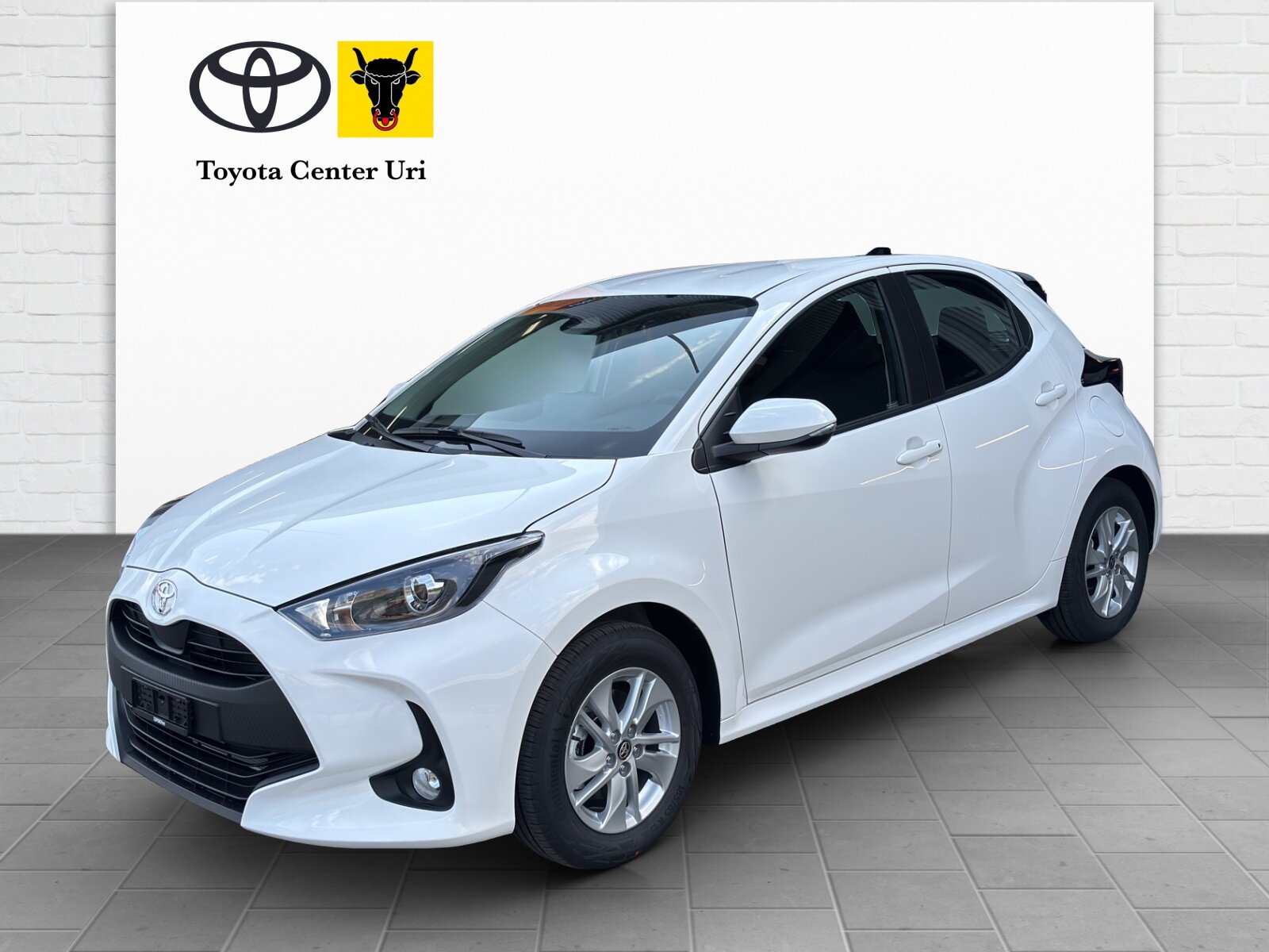 TOYOTA Yaris 1.5 Comfort e-CVT