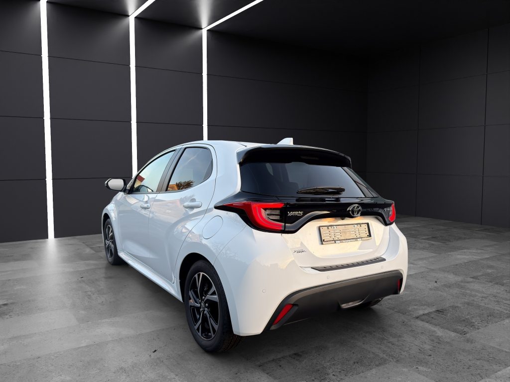 TOYOTA YARIS 1.5 VVT-i HSD Trend, Full-Hybrid Petrol/Electric, Automatic - 3