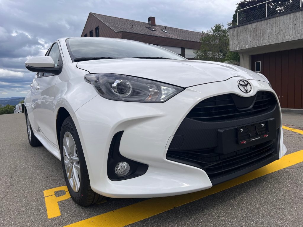 TOYOTA YARIS 1.5 VVT-i HSD Comfort, Voll-Hybrid Benzin/Elektro, Neuwagen, Automatik - 3