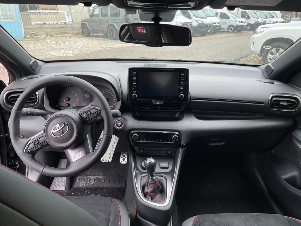 TOYOTA GR Yaris 1.6 Turbo Sport 4x4, Benzin, Neuwagen, Handschaltung - 5