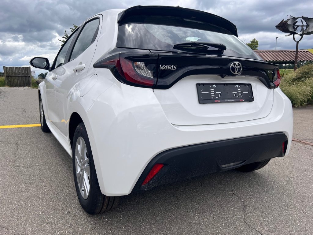 TOYOTA YARIS 1.5 VVT-i HSD Comfort, Voll-Hybrid Benzin/Elektro, Neuwagen, Automatik - 7