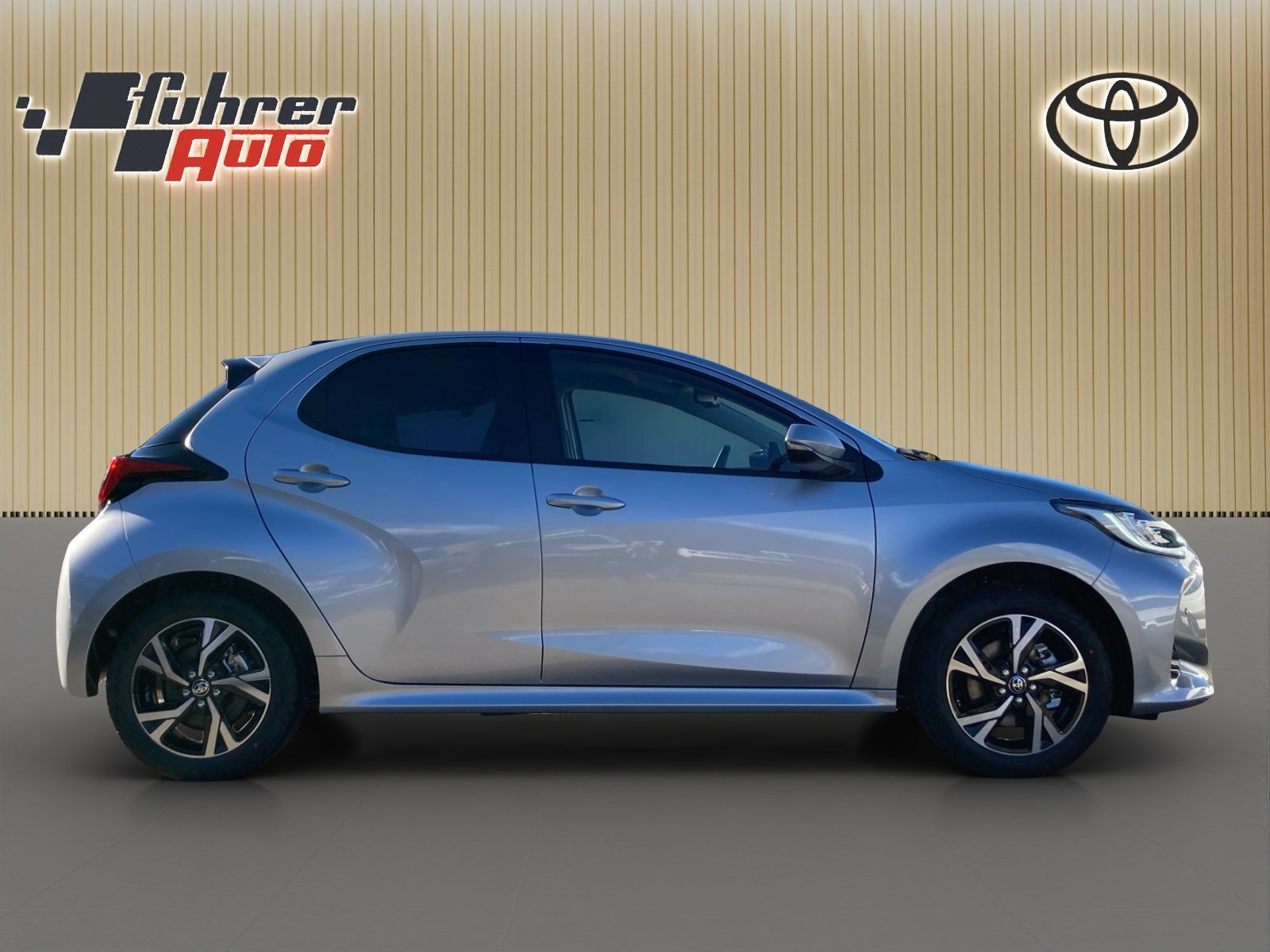 TOYOTA Yaris 1.5 VVT-i HSD Trend, Hybride Integrale Benzina/Elettrica, Auto nuove, Automatico - 4