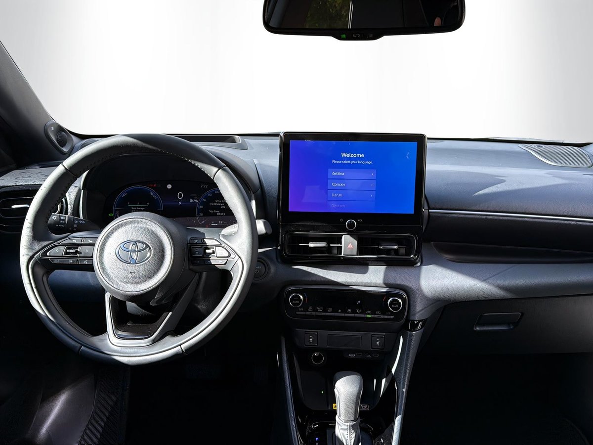 TOYOTA Yaris 1.5 VVT-i HSD Premium, Hybride Intégral Essence/Électricité, Voiture nouvelle, Automatique - 4
