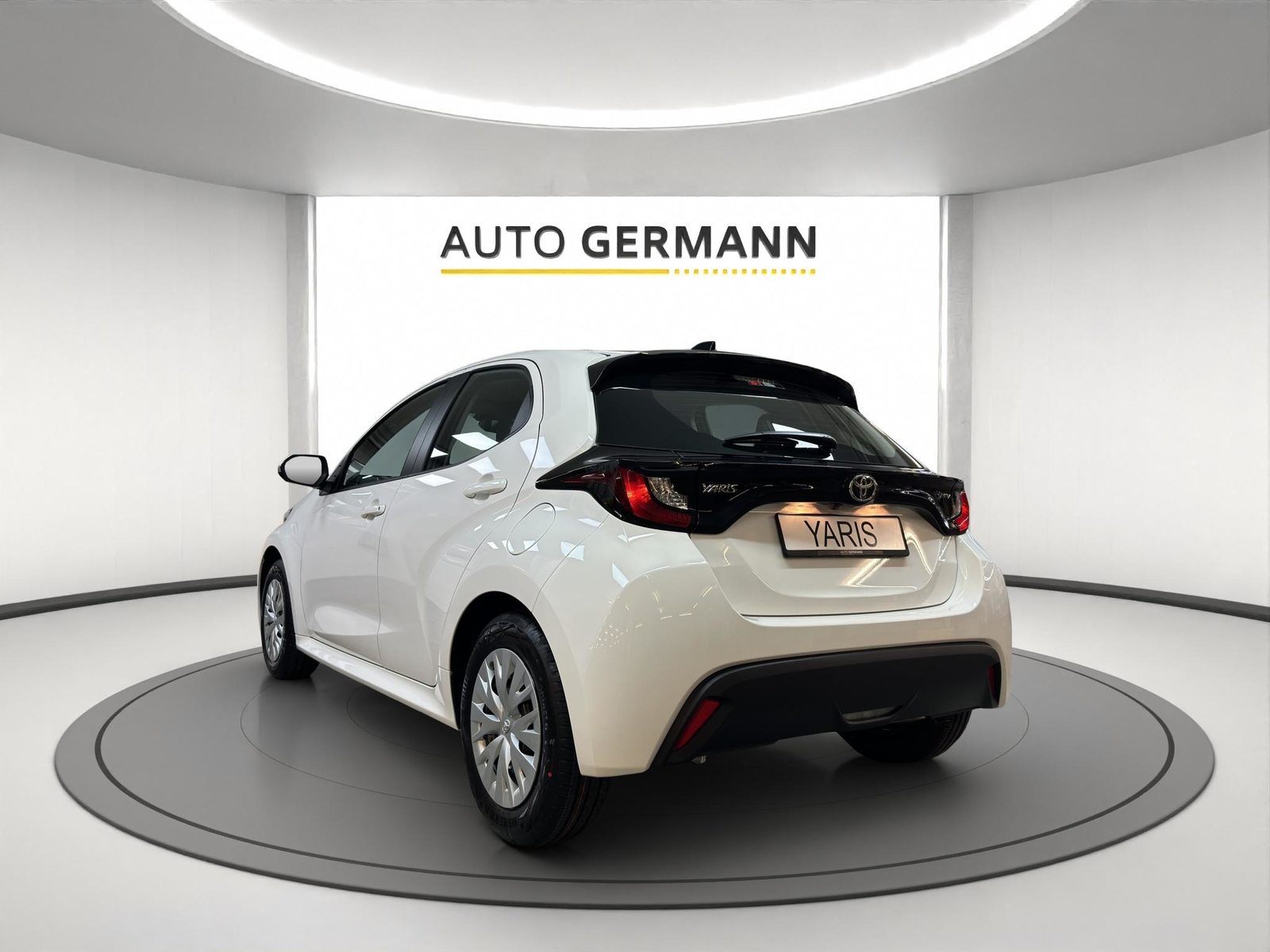 TOYOTA Yaris 1.5 VVT-i HSD Comfort, Hybride Integrale Benzina/Elettrica, Auto nuove, Automatico - 2
