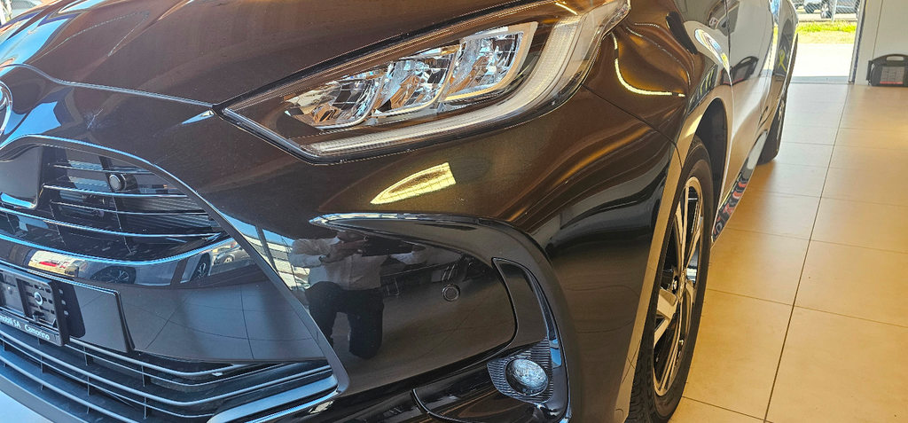 TOYOTA Yaris 1.5 VVT-i HSD Premium, Voll-Hybrid Benzin/Elektro, Neuwagen, Automatik - 7