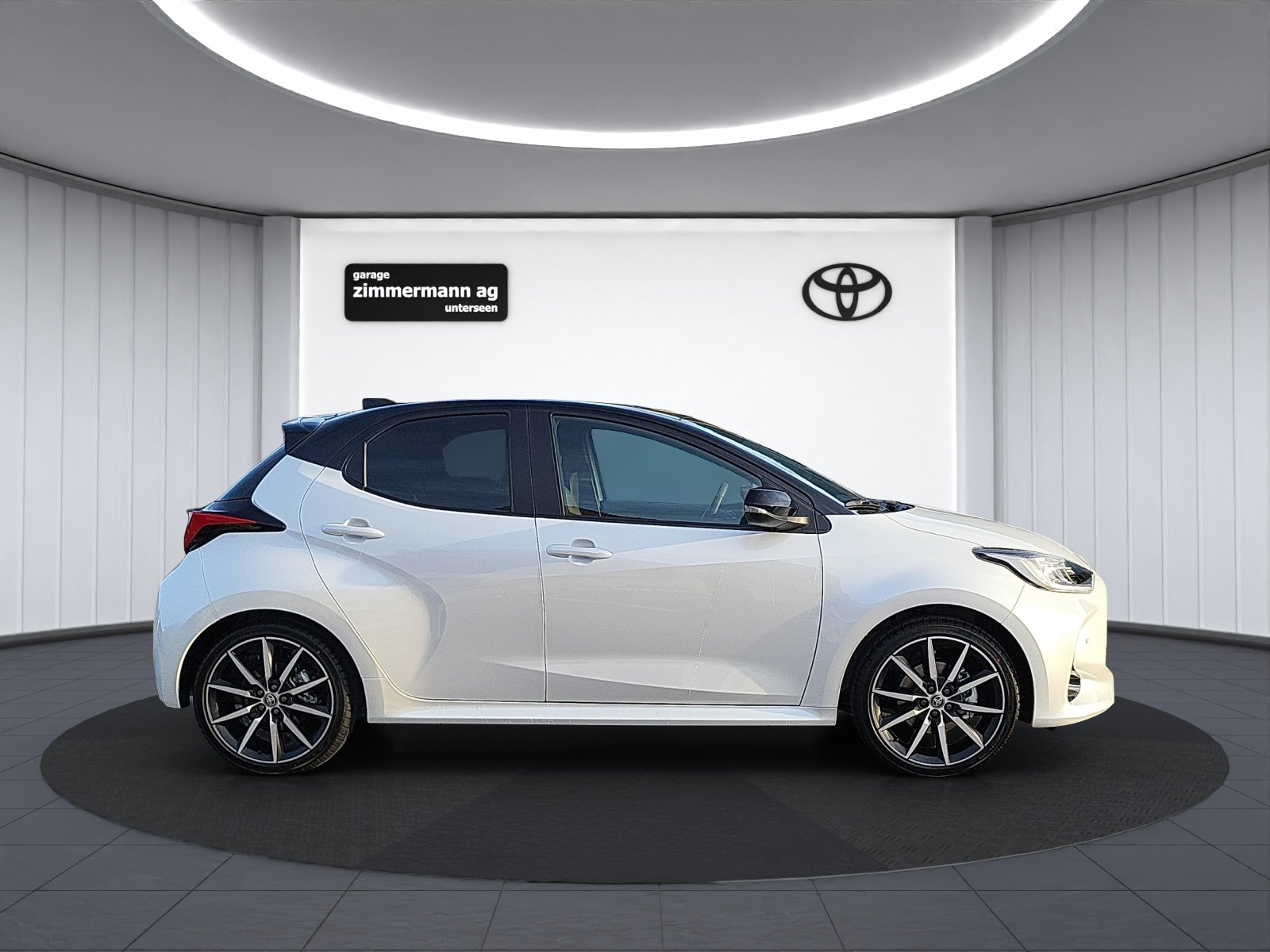 TOYOTA Yaris 1.5 VVT-i HSD GR Sport, Hybride Integrale Benzina/Elettrica, Auto nuove, Automatico - 5
