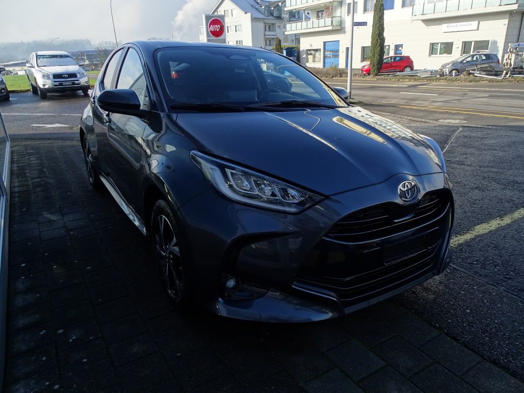 TOYOTA Yaris 1.5 VVT-i HSD Trend, Full-Hybrid Petrol/Electric, New car, Automatic - 2