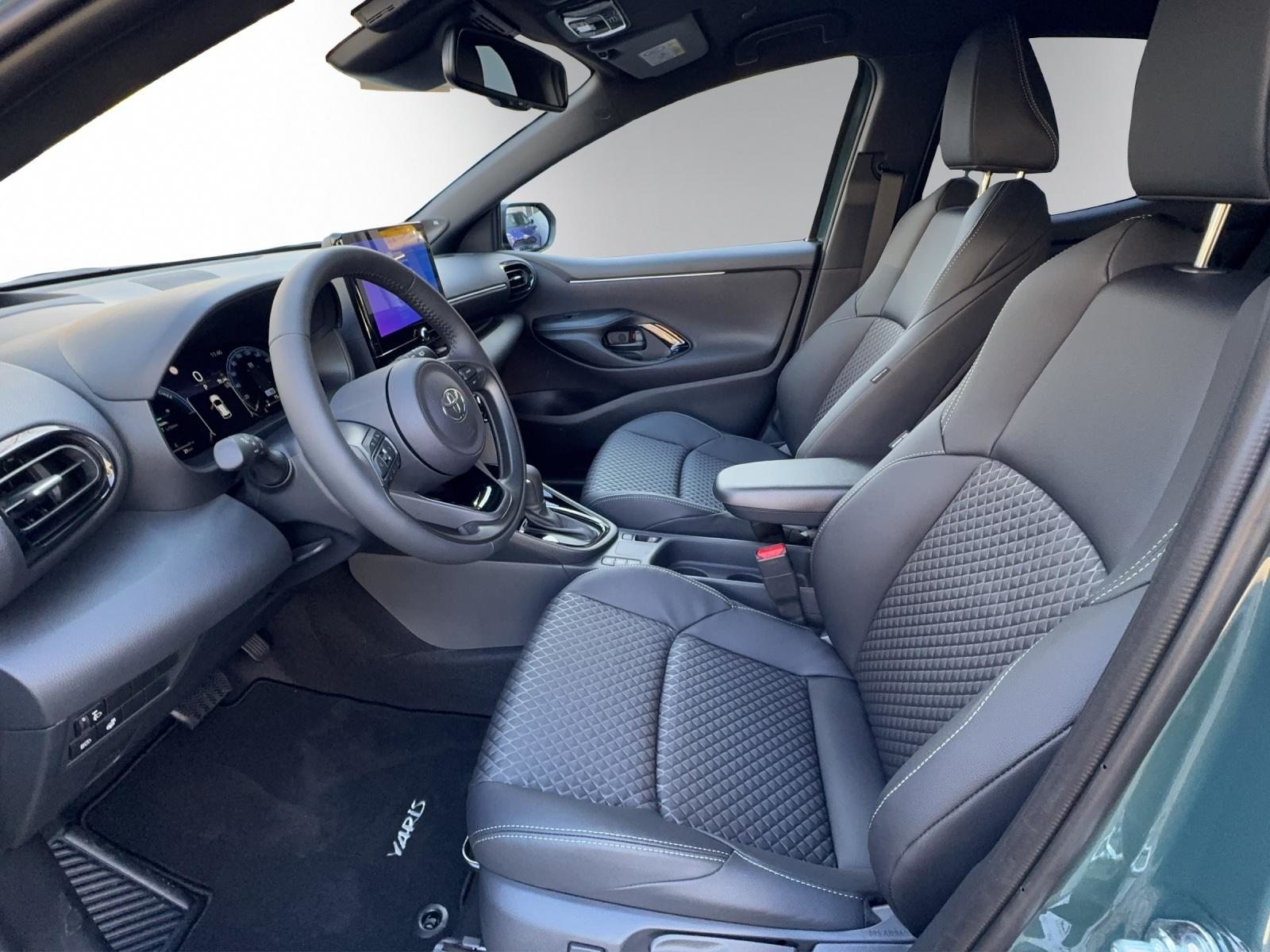TOYOTA Yaris 1.5 VVT-i HSD Premium, Hybride Intégral Essence/Électricité, Voiture nouvelle, Automatique - 7