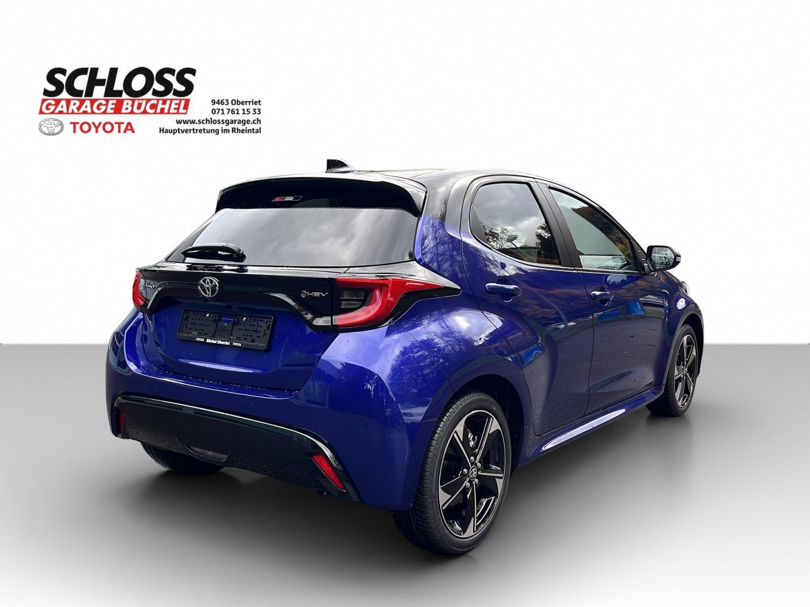 TOYOTA Yaris 1.5 VVT-i HSD Premium, Full-Hybrid Petrol/Electric, New car, Automatic - 3