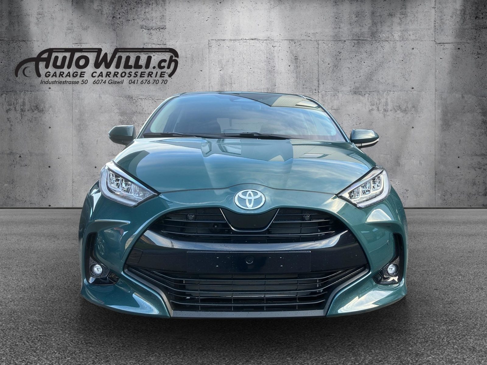 TOYOTA Yaris 1.5 VVT-i HSD Trend, Full-Hybrid Petrol/Electric, New car, Automatic