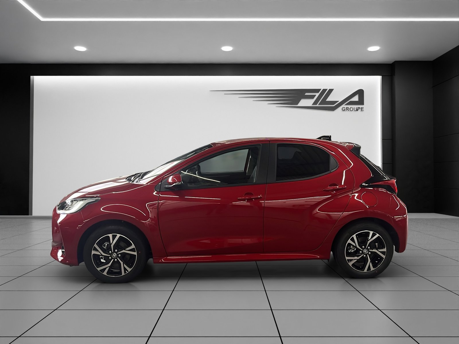 TOYOTA YARIS 1.5 VVT-i HSD Trend, Full-Hybrid Petrol/Electric, New car, Automatic - 4