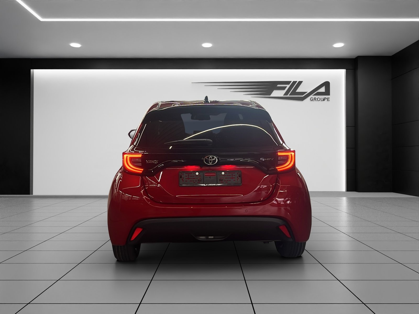 TOYOTA YARIS 1.5 VVT-i HSD Trend, Full-Hybrid Petrol/Electric, New car, Automatic - 5