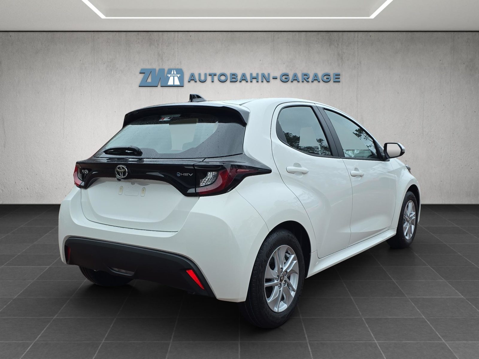 TOYOTA Yaris 1.5 VVT-i HSD Comfort, Hybride Integrale Benzina/Elettrica, Auto nuove, Automatico - 5