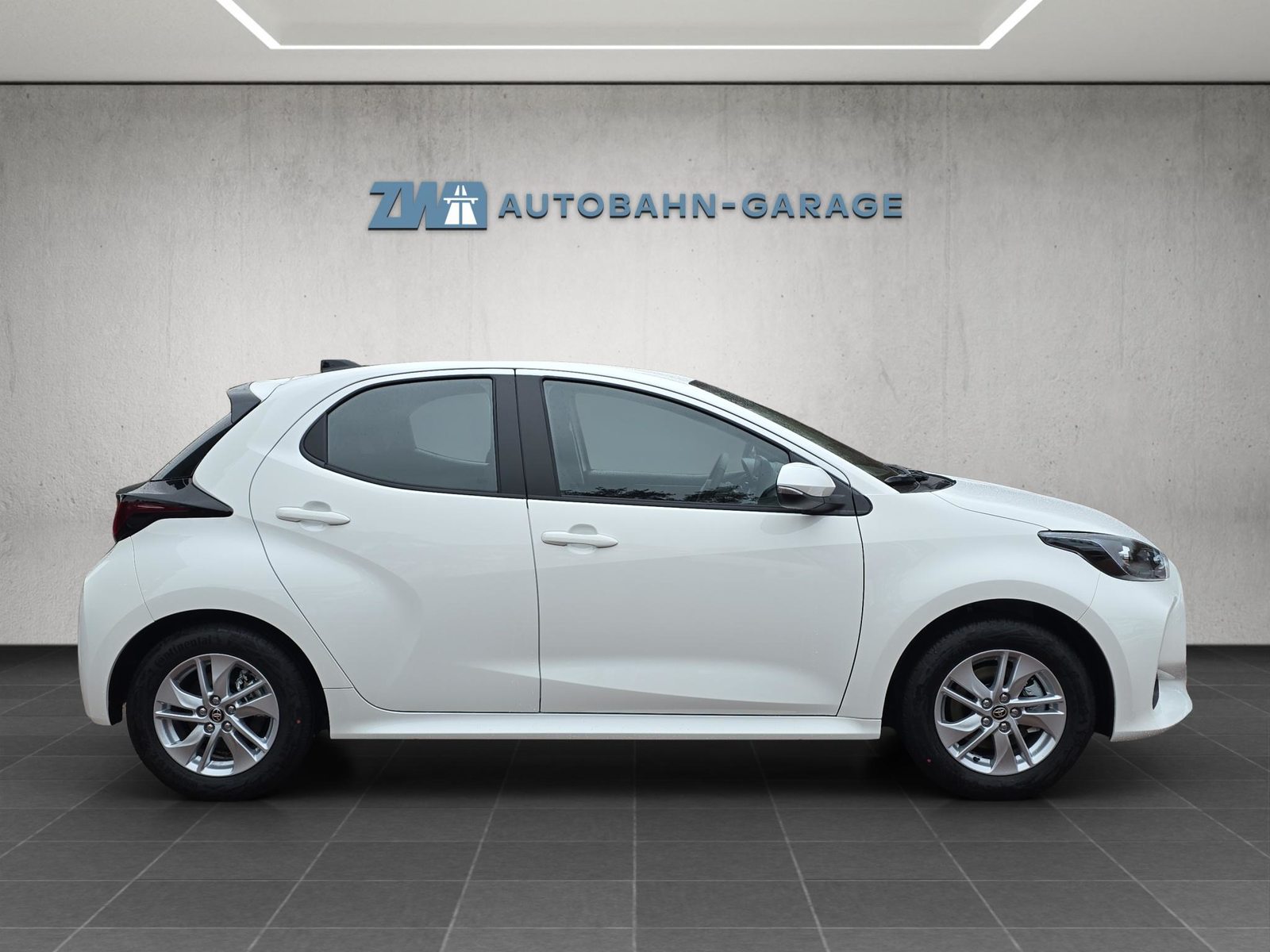 TOYOTA Yaris 1.5 VVT-i HSD Comfort, Hybride Integrale Benzina/Elettrica, Auto nuove, Automatico - 6