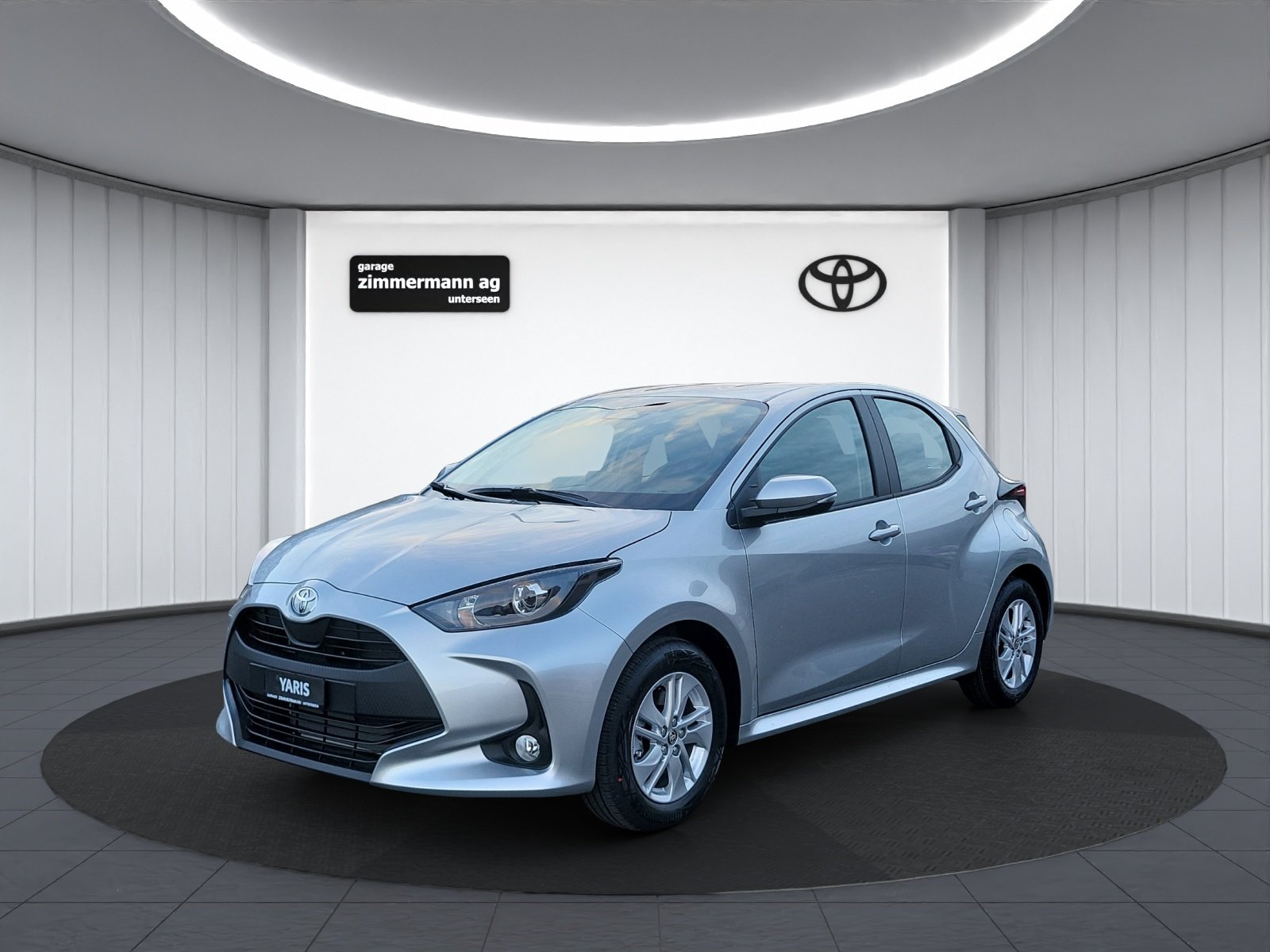 TOYOTA Yaris 1.5 VVT-i HSD Comfort